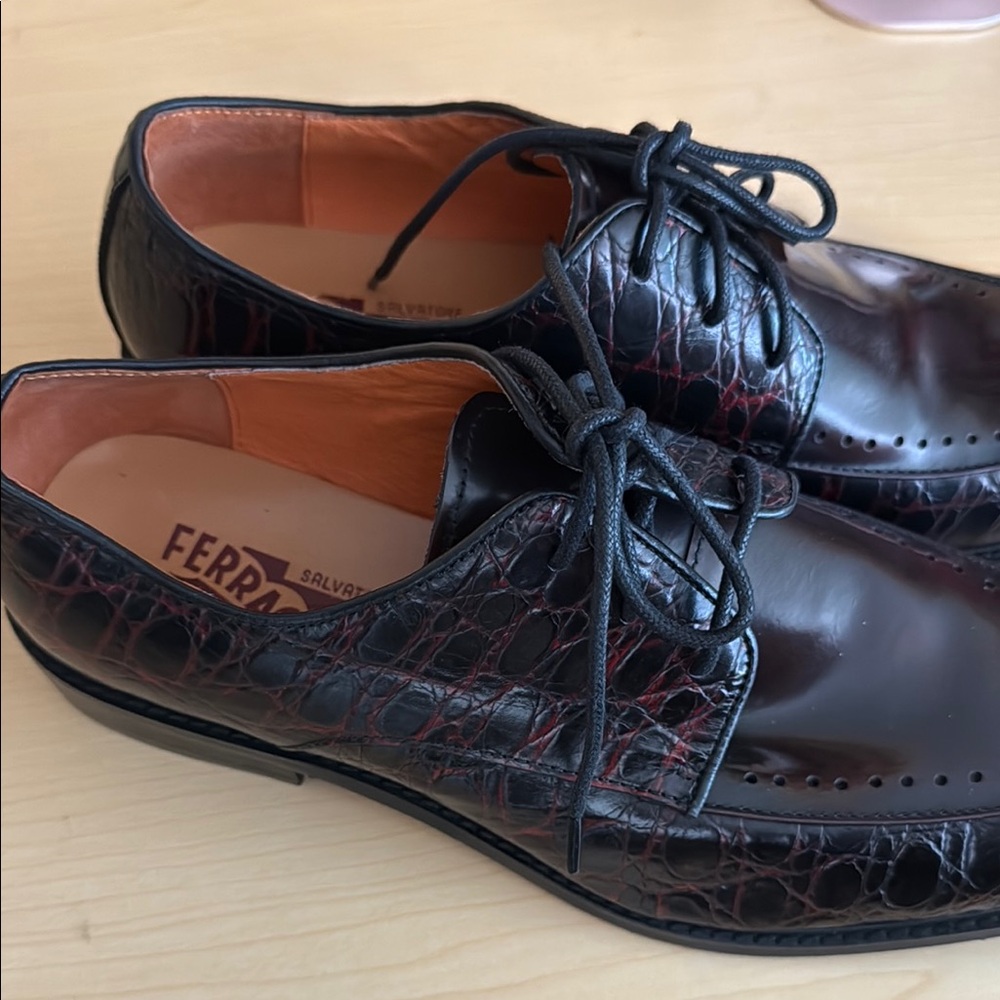 Salvatore Ferragamo Men's Black Leather Dress Shoes - Picture 2 of 4